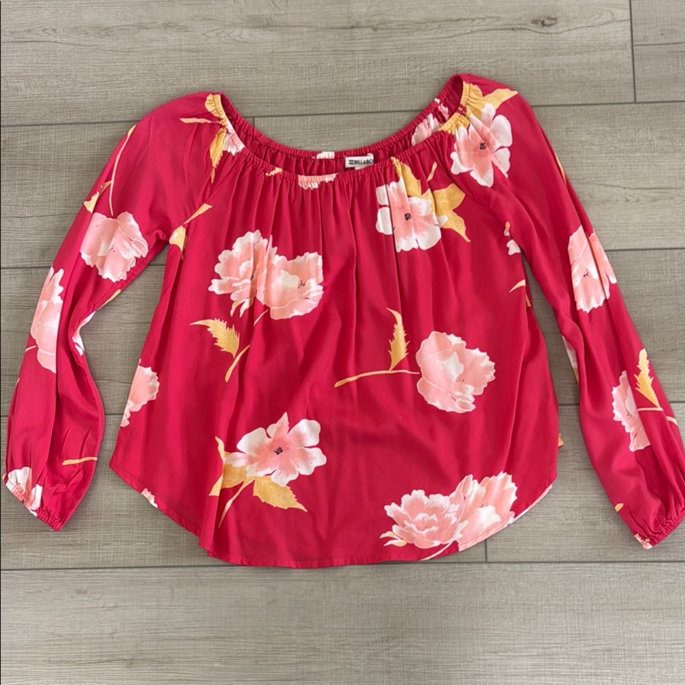 BILLABONG off the shoulder floral top size medium